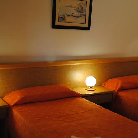 Ohtels Dorada Mariposa 2*